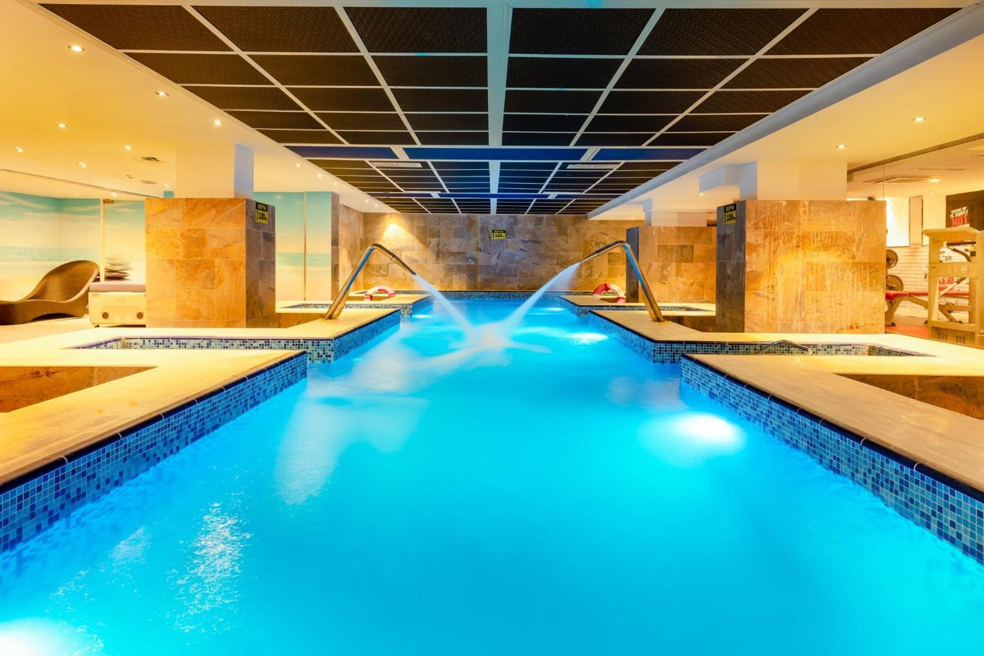 Holiday Inn Riyadh Al Qasr By Ihg Экстерьер фото