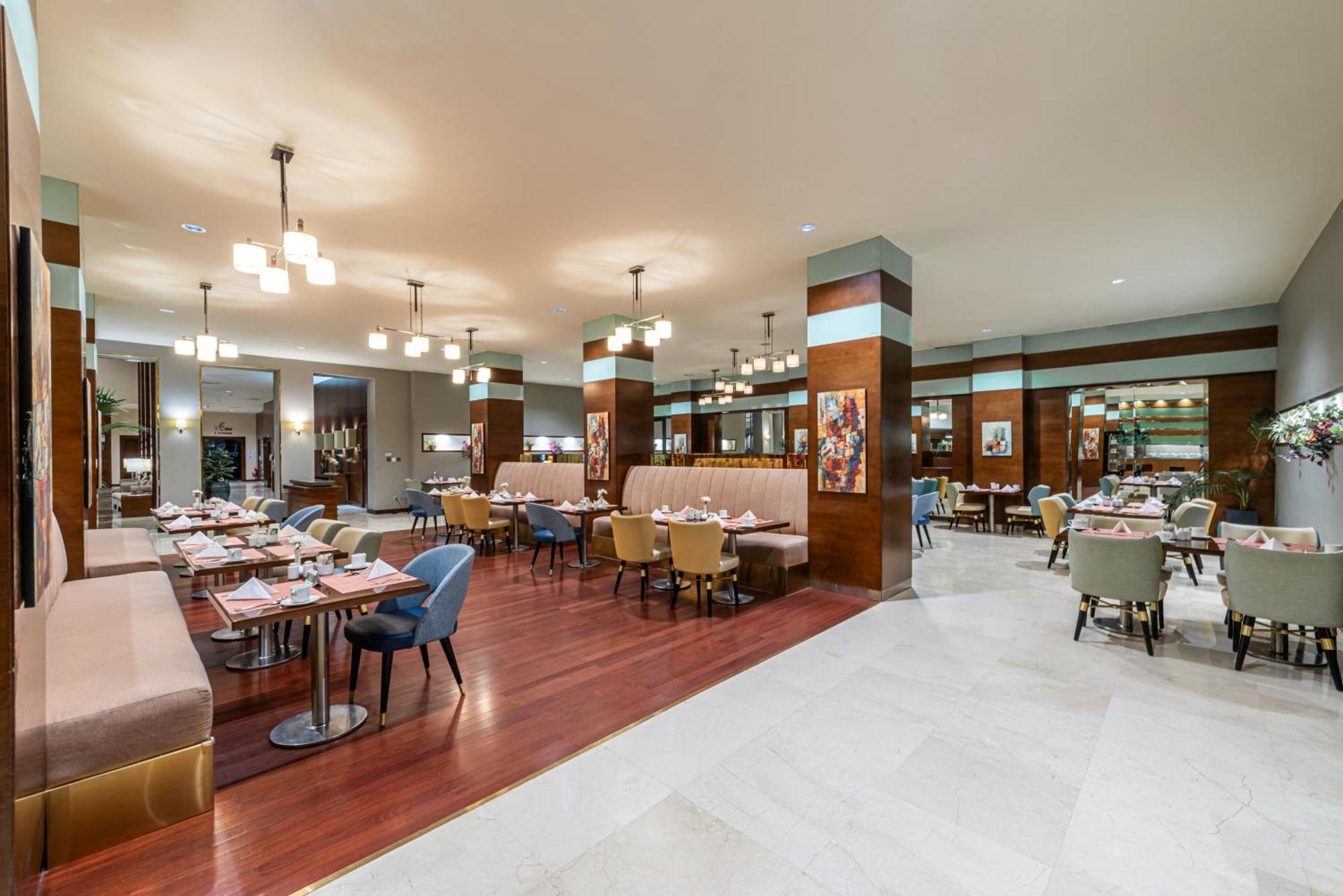 Holiday Inn Riyadh Al Qasr By Ihg Экстерьер фото
