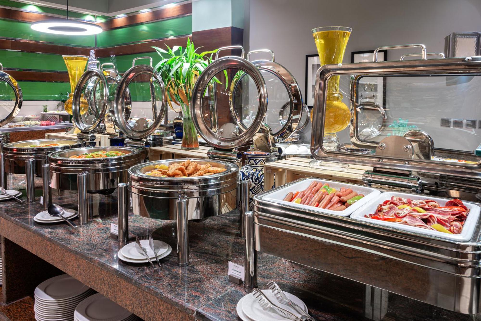 Holiday Inn Riyadh Al Qasr By Ihg Экстерьер фото