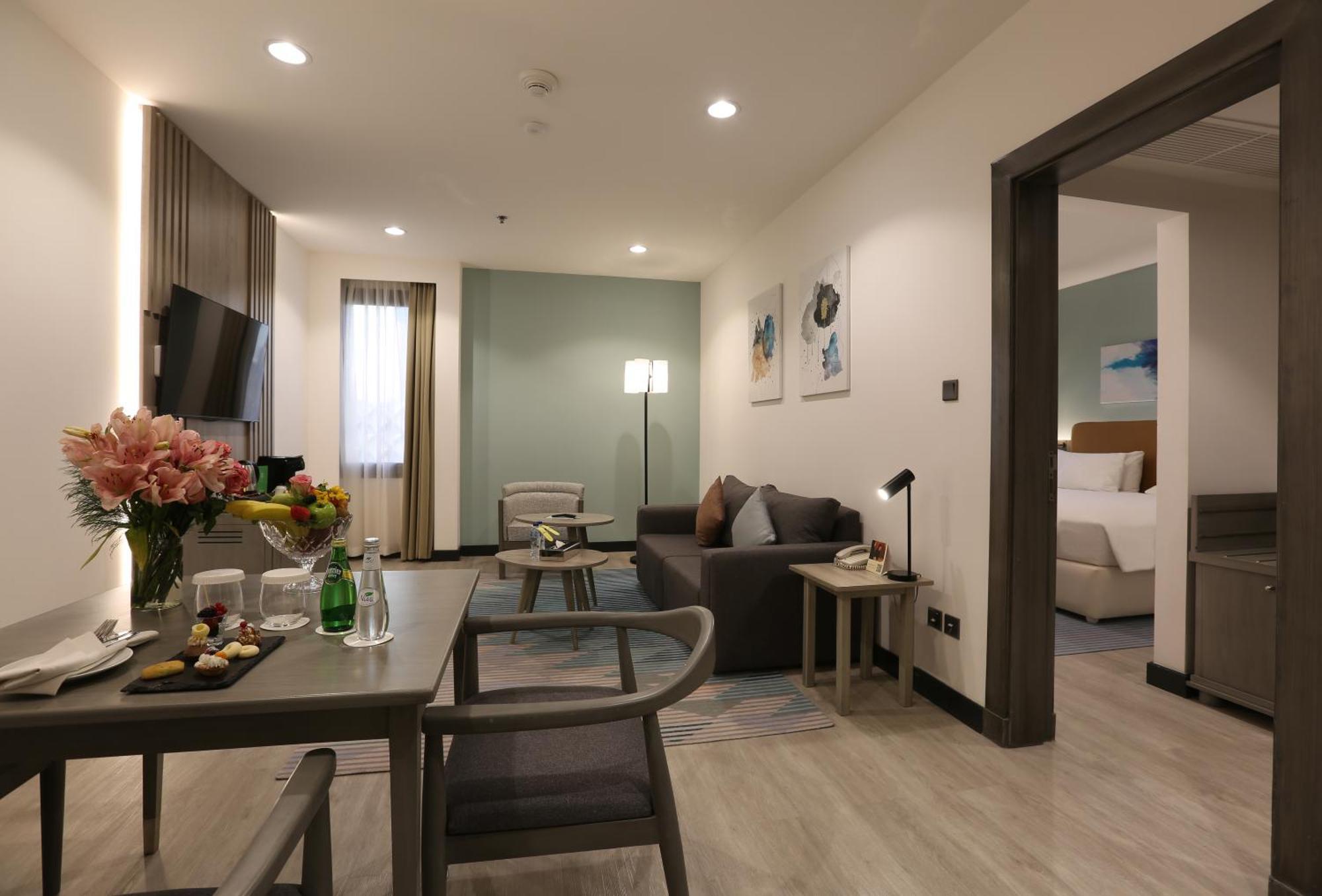 Holiday Inn Riyadh Al Qasr By Ihg Экстерьер фото